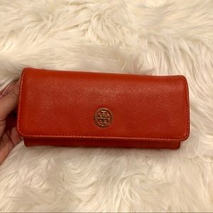 Tory Burch Women's Envelope Leather Wallet